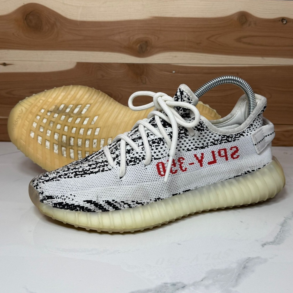 Adidas Men's Yeezy Boost 350 V2 'Zebra' Streetwear‎  (CP9654) Size 7 US
